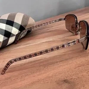 小物 00s BURBERRY rimless sunglasses y2k Vintage Burberry Rimless Sunglasses RM488.00 Shop and view